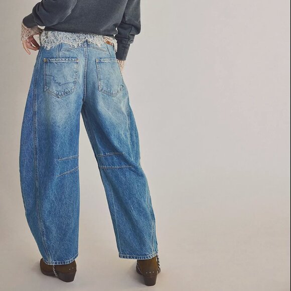 We The Free Good Luck Mid-Rise Barrel Jeans Sz 31 - Picture 2 of 15